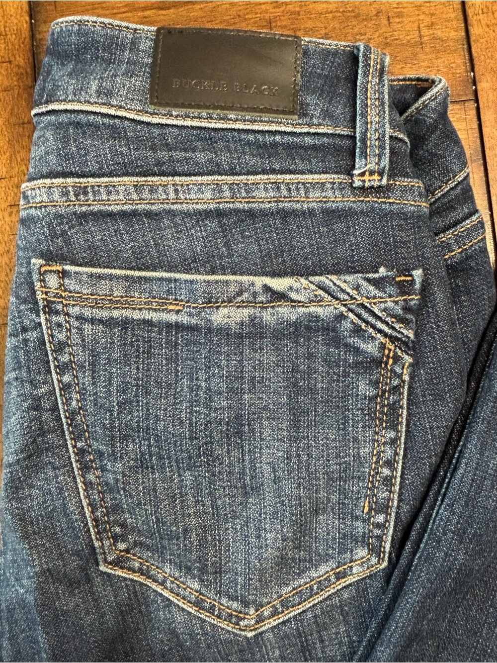 Buckle Black Dark Blue Cropped Ankle Jeans - Picture 3 of 7